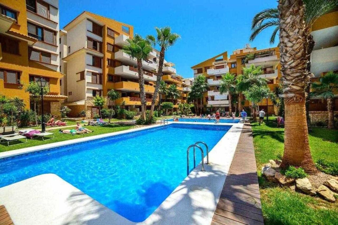 Espanhouse Elvis Apartment Torrevieja Exterior photo